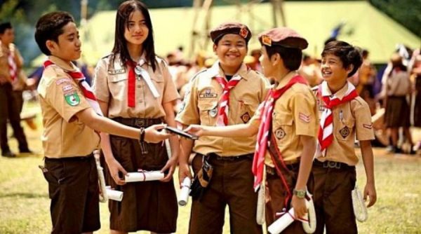 Juara 2 Lomba Desain Busana Nasional